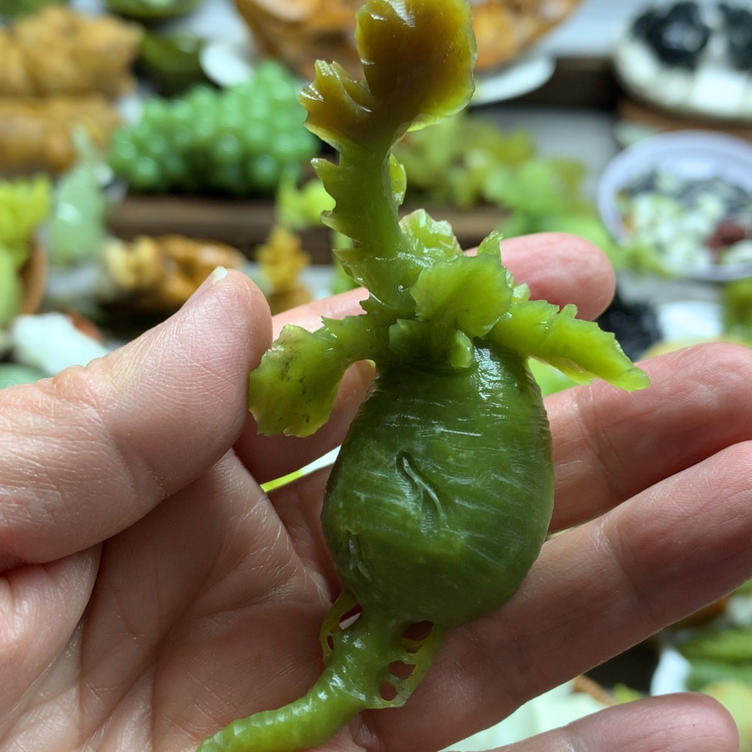 未镶嵌蛇纹石玉摆件
