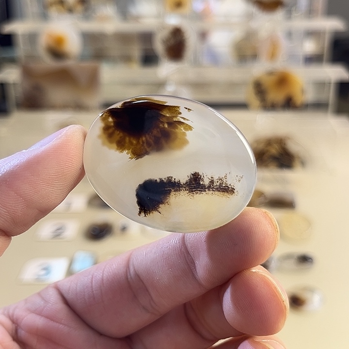 未镶嵌玛瑙/玉髓珠宝奇石