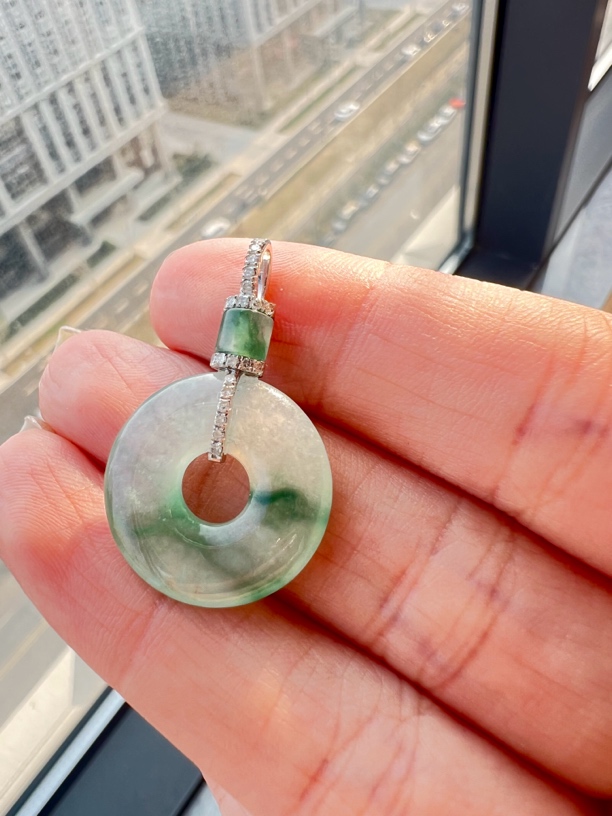 【懿芯珠宝】18k金 高冰飘绿花甜甜圈 天然缅甸A货翡翠（48h鉴赏期）