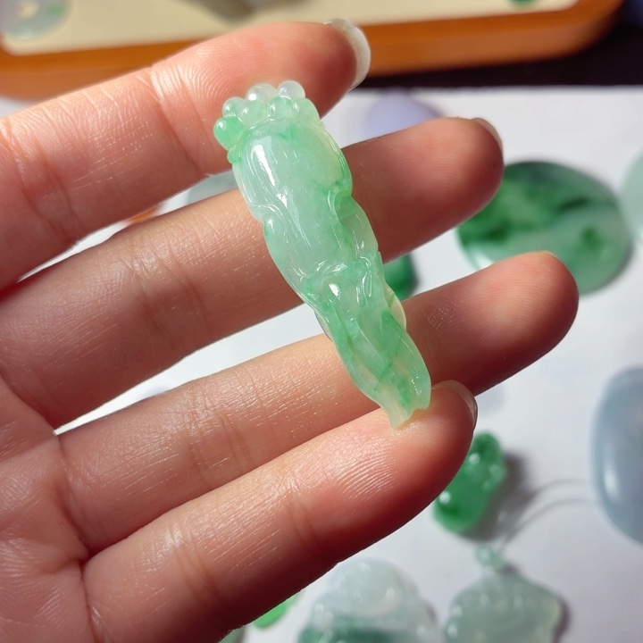 定制翡翠未镶嵌福利