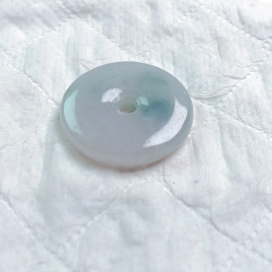 翡翠颈饰未镶嵌西****?吊坠