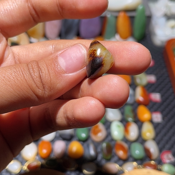 和田玉（糖玉）未镶嵌挂件