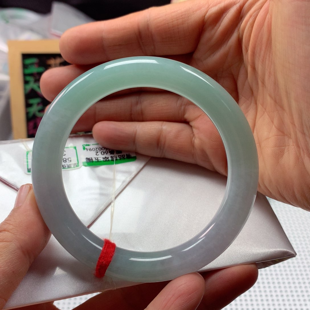 翡翠手镯未镶嵌12号