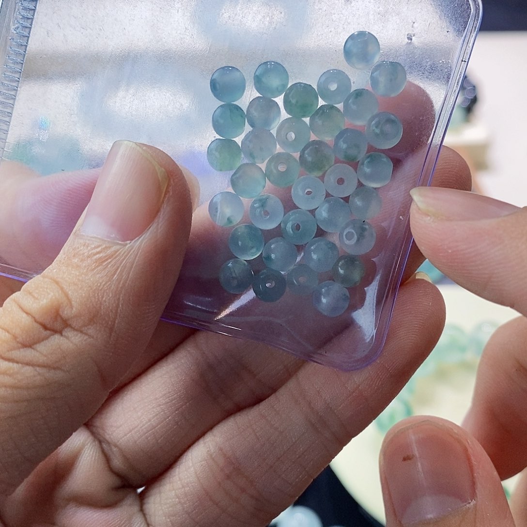 未镶嵌定制翡翠翡翠