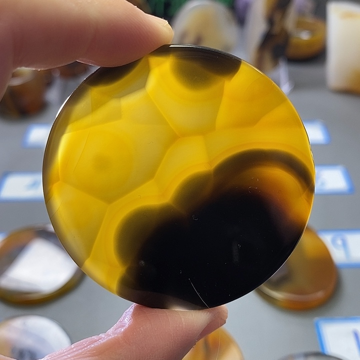 玛瑙/玉髓未镶嵌珠宝半成品86