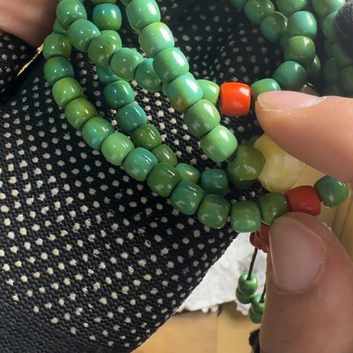 砖雕瓷器工艺品摆件等