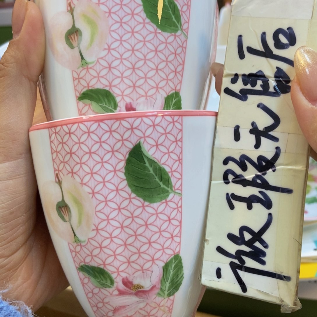 瓷唐*6个…………………………
