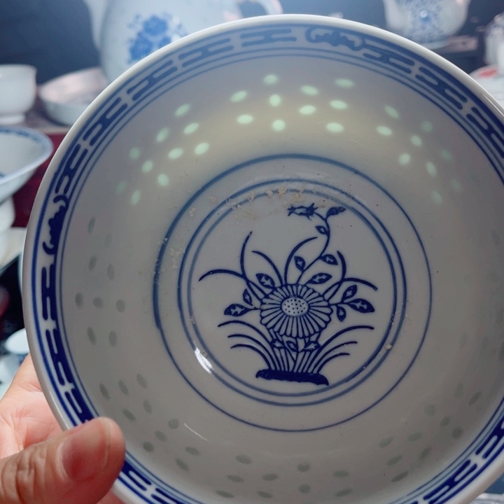 青花玲珑6寸面碗兰花