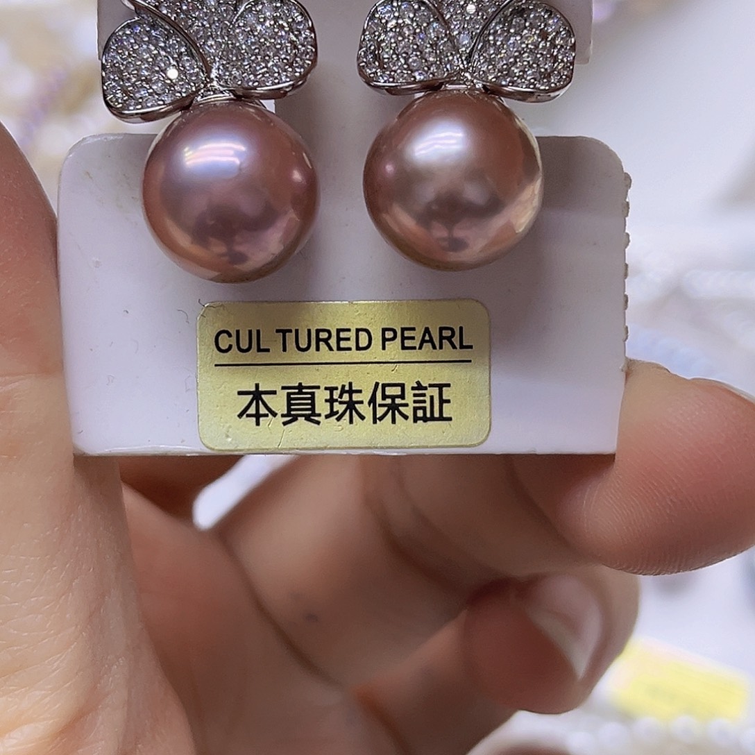 吊坠或者耳钉未镶嵌淡水珍珠