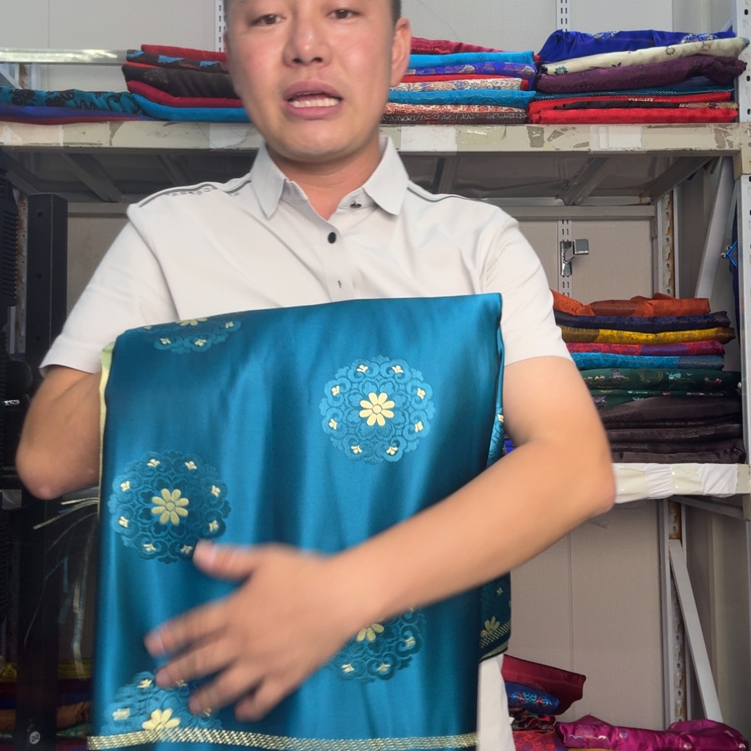 杭州丝绸7米长，宽75cm