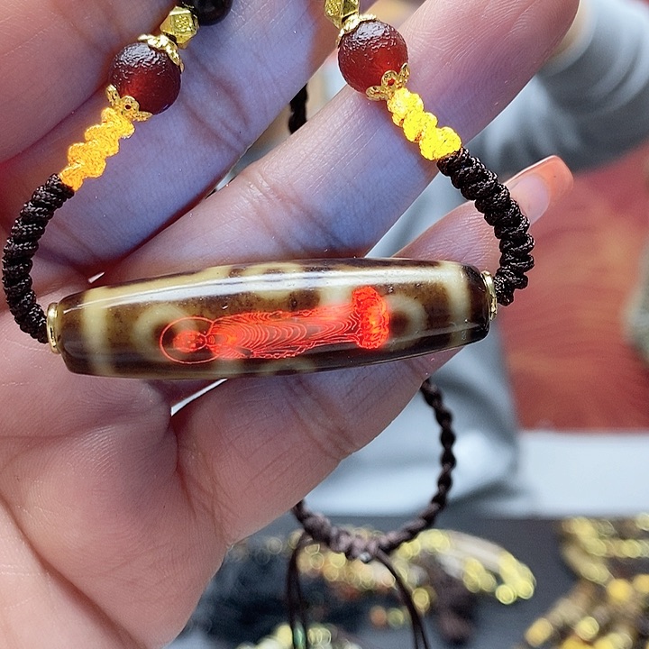 玛瑙/玉髓颈饰合金