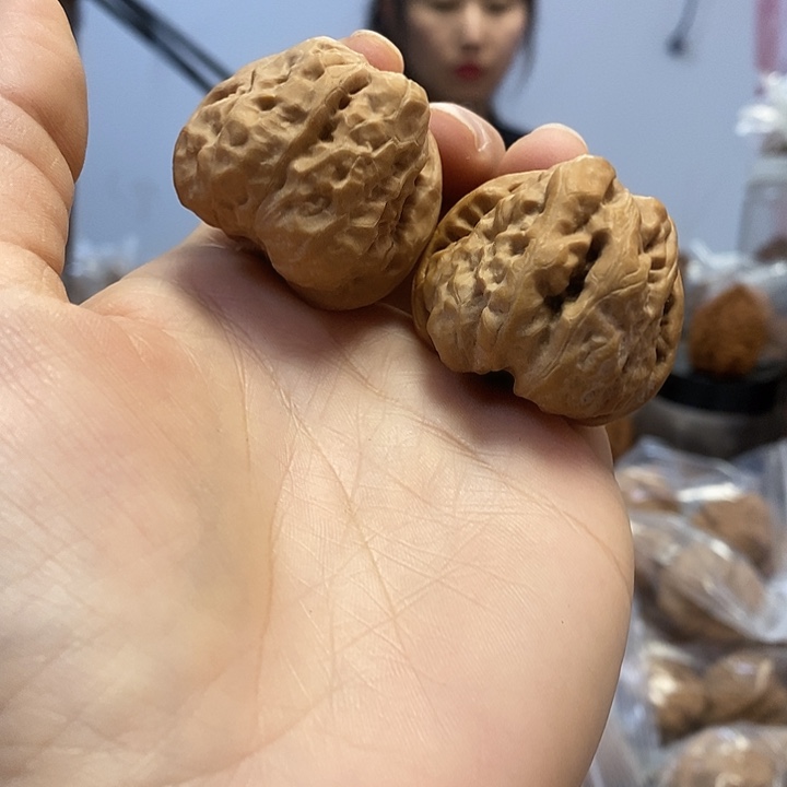 文玩核桃把件36.5蛤蟆头油大肚子