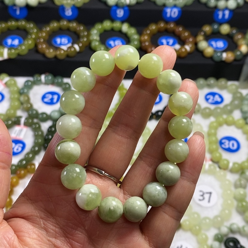 【闪购商品】蛇纹石玉手链未镶嵌