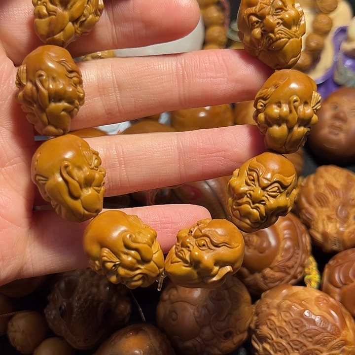 手串/手链橄榄核写实罗汉