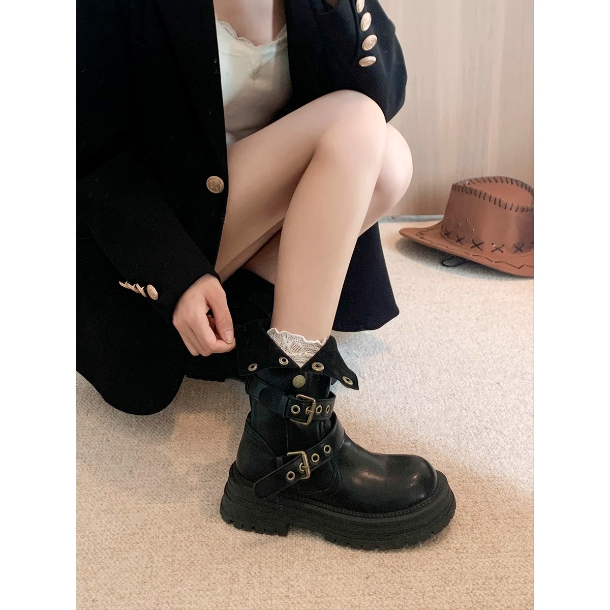 翻折两穿皮带扣复古西部牛仔靴女2025夏季新款厚底增高英伦马丁靴