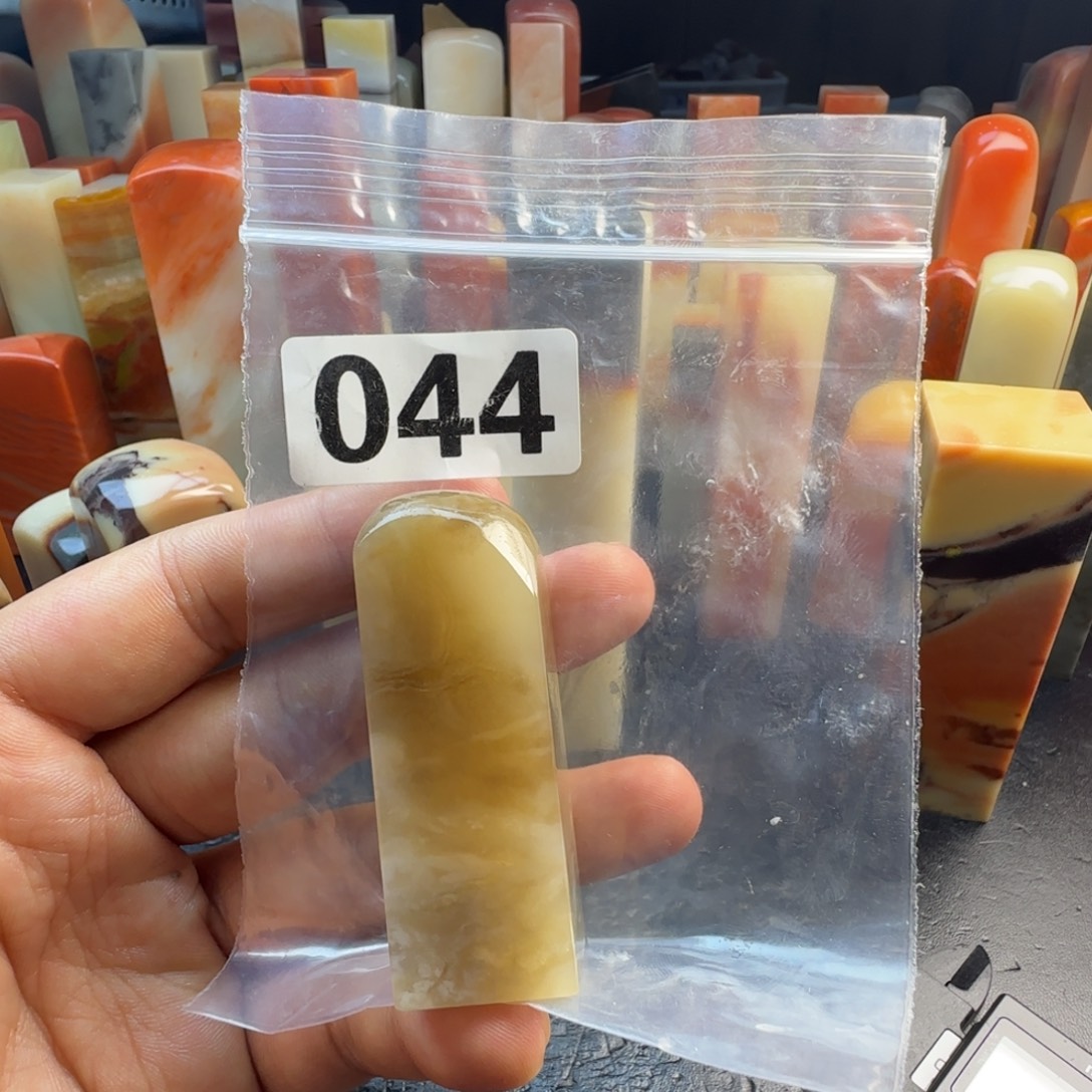 L***！老挝石hjnnnnnnnnmmmmm