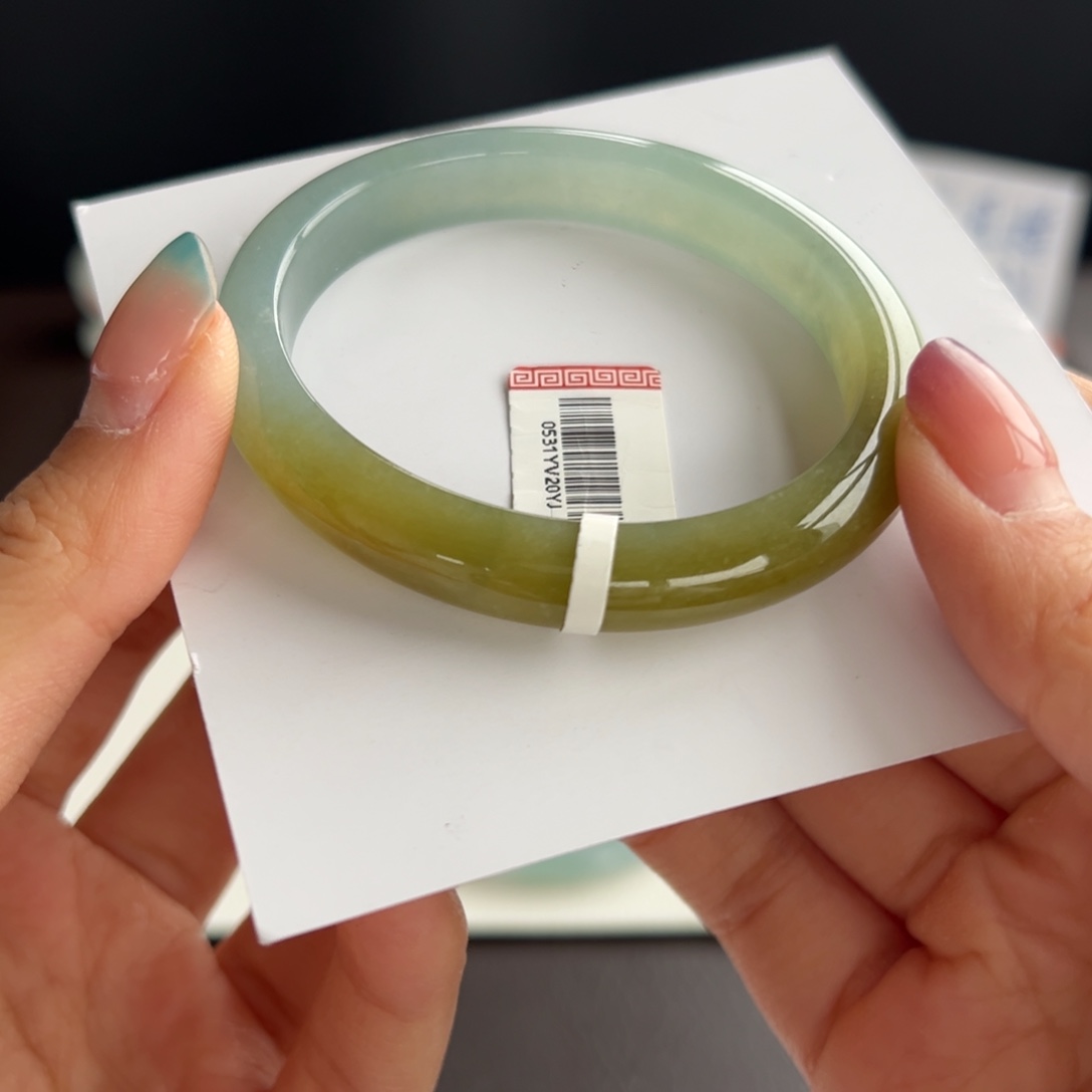 翡翠未镶嵌手镯10号 55贵妃