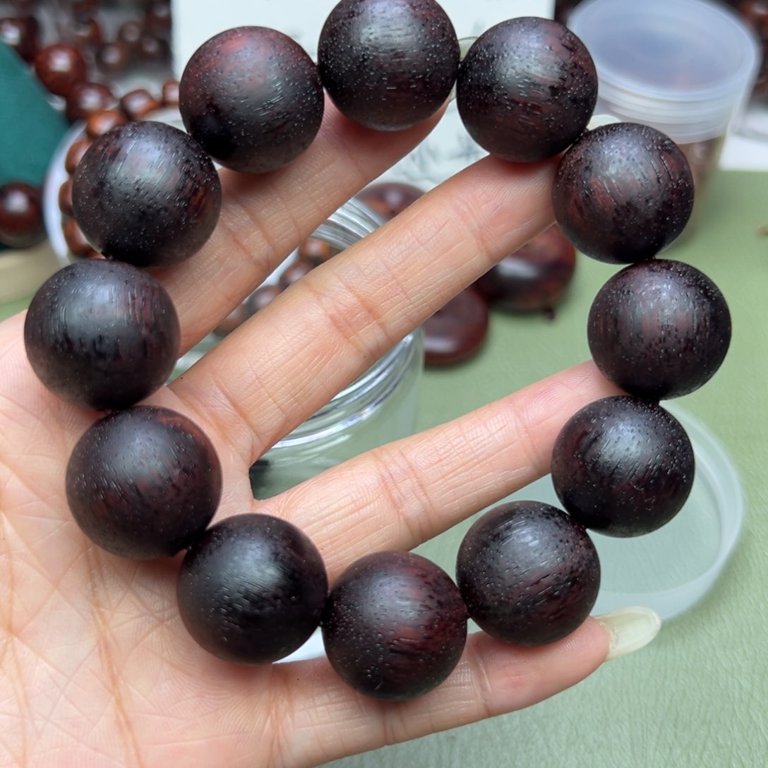 降真香其他降真香2.0紫红油超超超一档。   