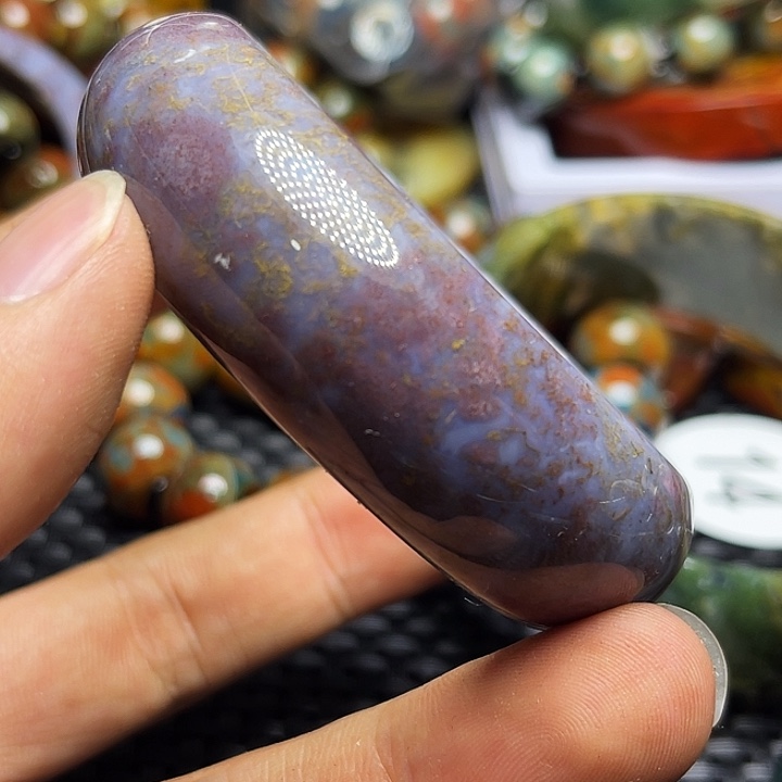 羊***眯玛瑙/玉髓颈饰未镶嵌