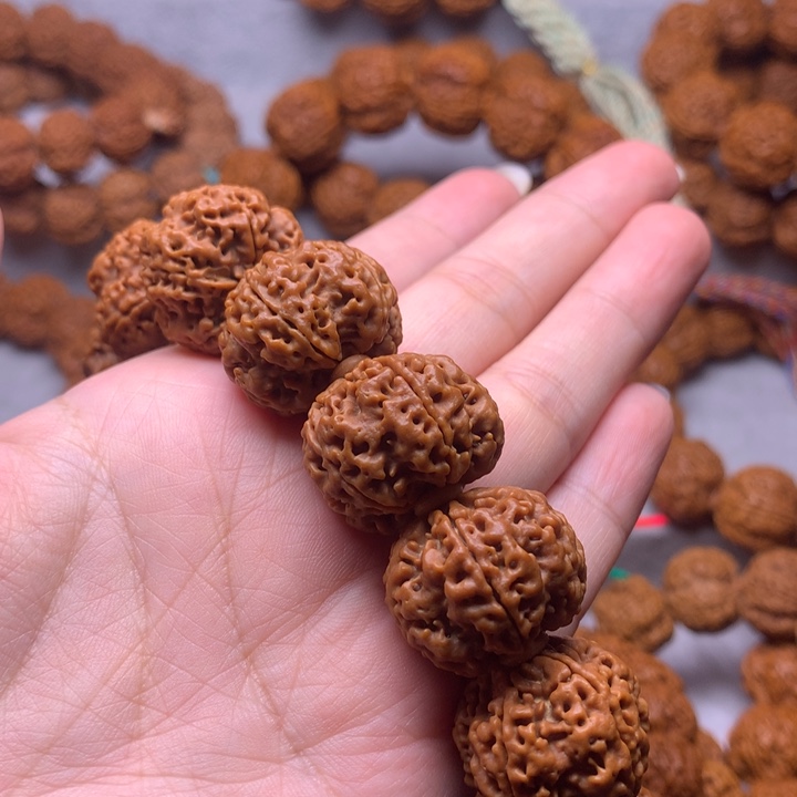 大***饭金刚菩提手串0000000002