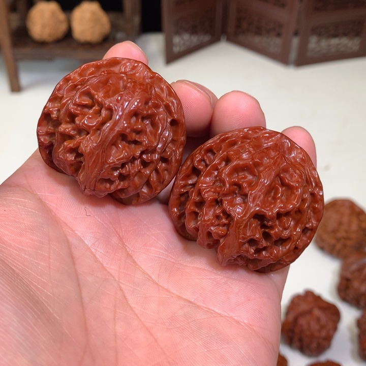 文玩核桃吊坠苹果42.12