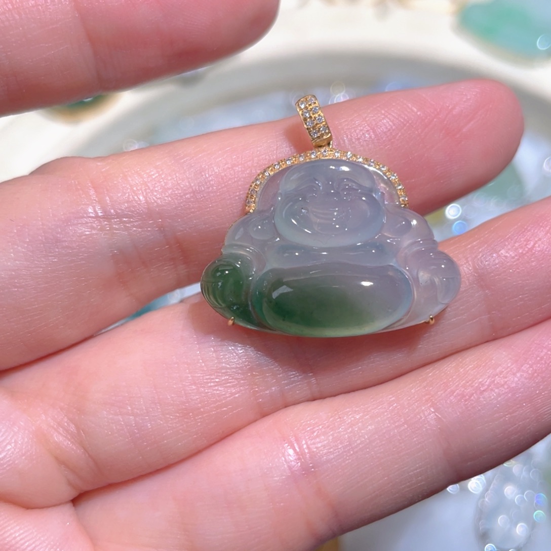 翡翠颈饰18K金镶嵌翡翠