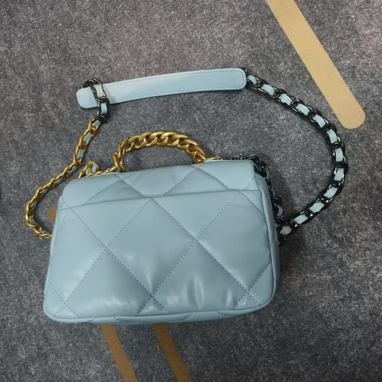 潮流真皮新款女包21.5cm斜挎包 10919蓝色 19