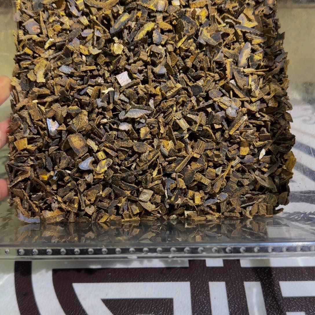 沉香沉香碎屑紫罗兰高油老料100克克克克