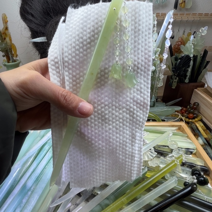 蛇纹石玉发饰未镶嵌