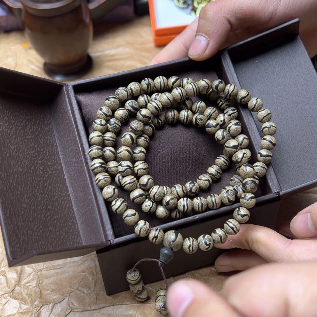 滴血莲花菩提吊坠