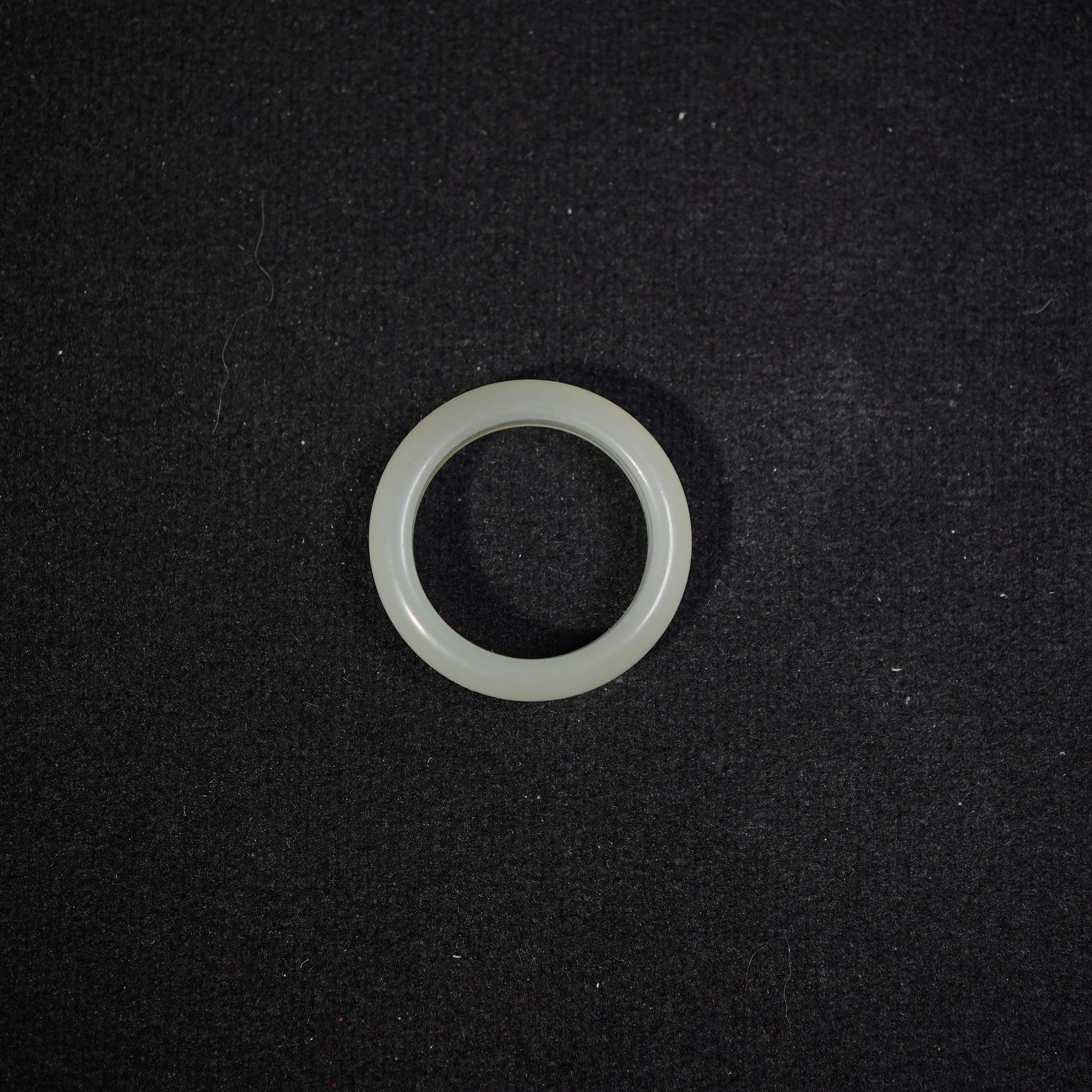 41F198     清     和田玉戒指