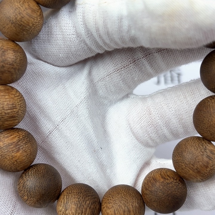 沉香手串芽庄1.4树心油