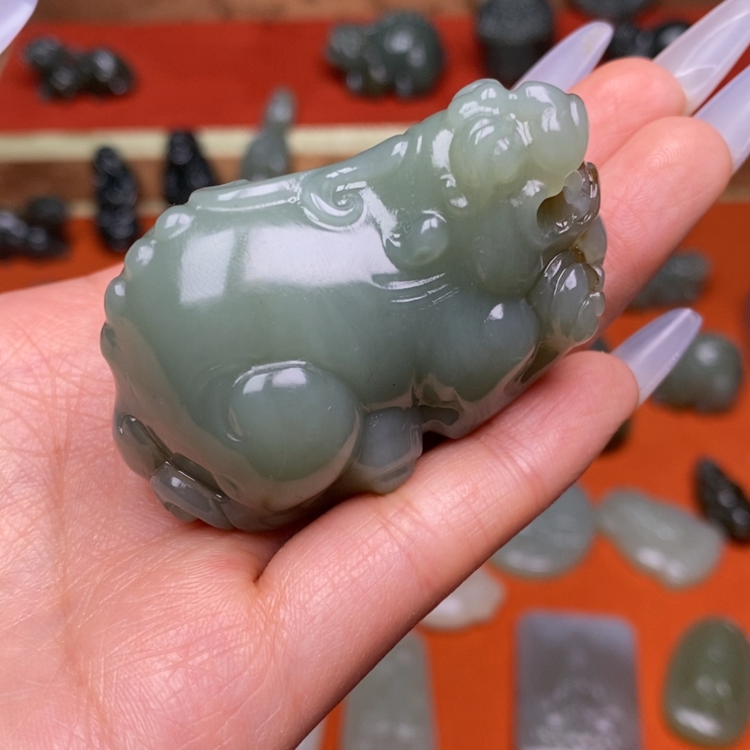 和田玉颈饰未镶嵌清*