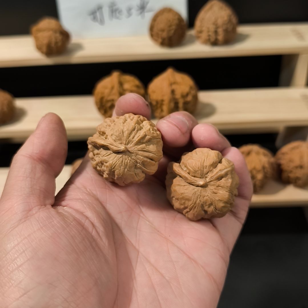 文玩核桃吊坠蛤莫一帆风顺