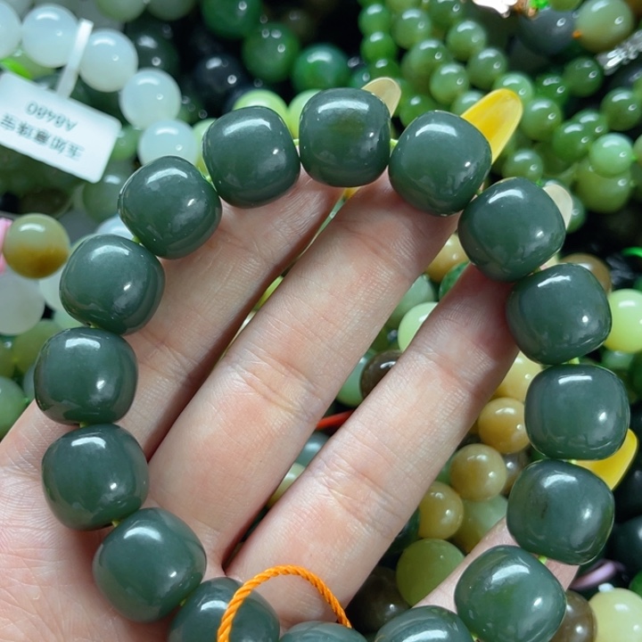 手链未镶嵌和田玉