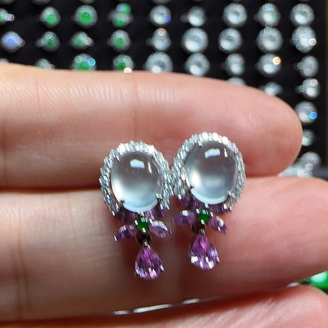 翡翠18K金镶嵌耳饰耳钉