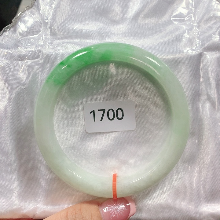 翡翠手镯未镶嵌天然翡翠手镯56