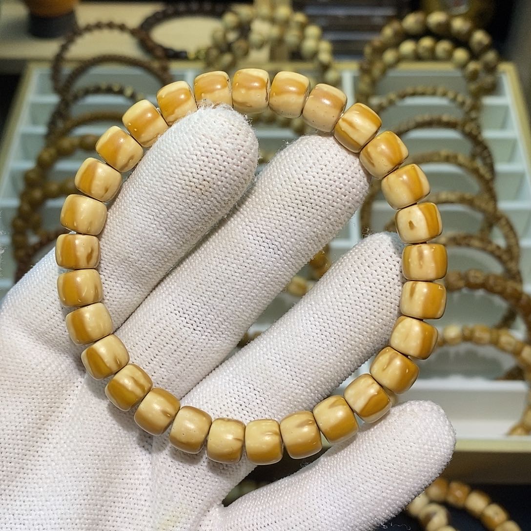 .***.手串紫金鼠8.5三花老型