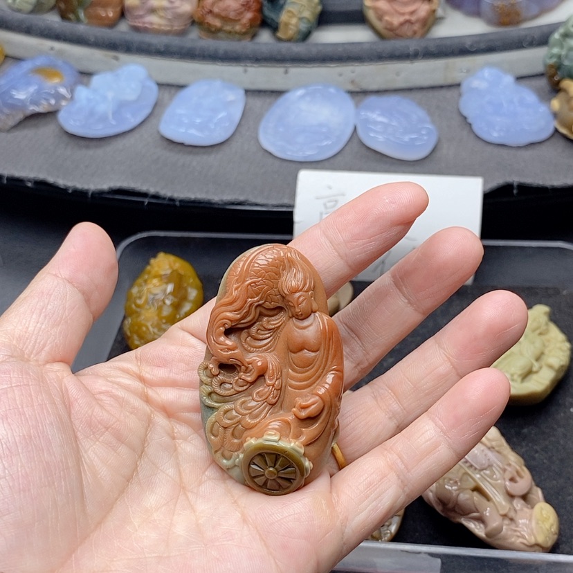 【闪购商品】定制石英质玉吊坠未镶嵌