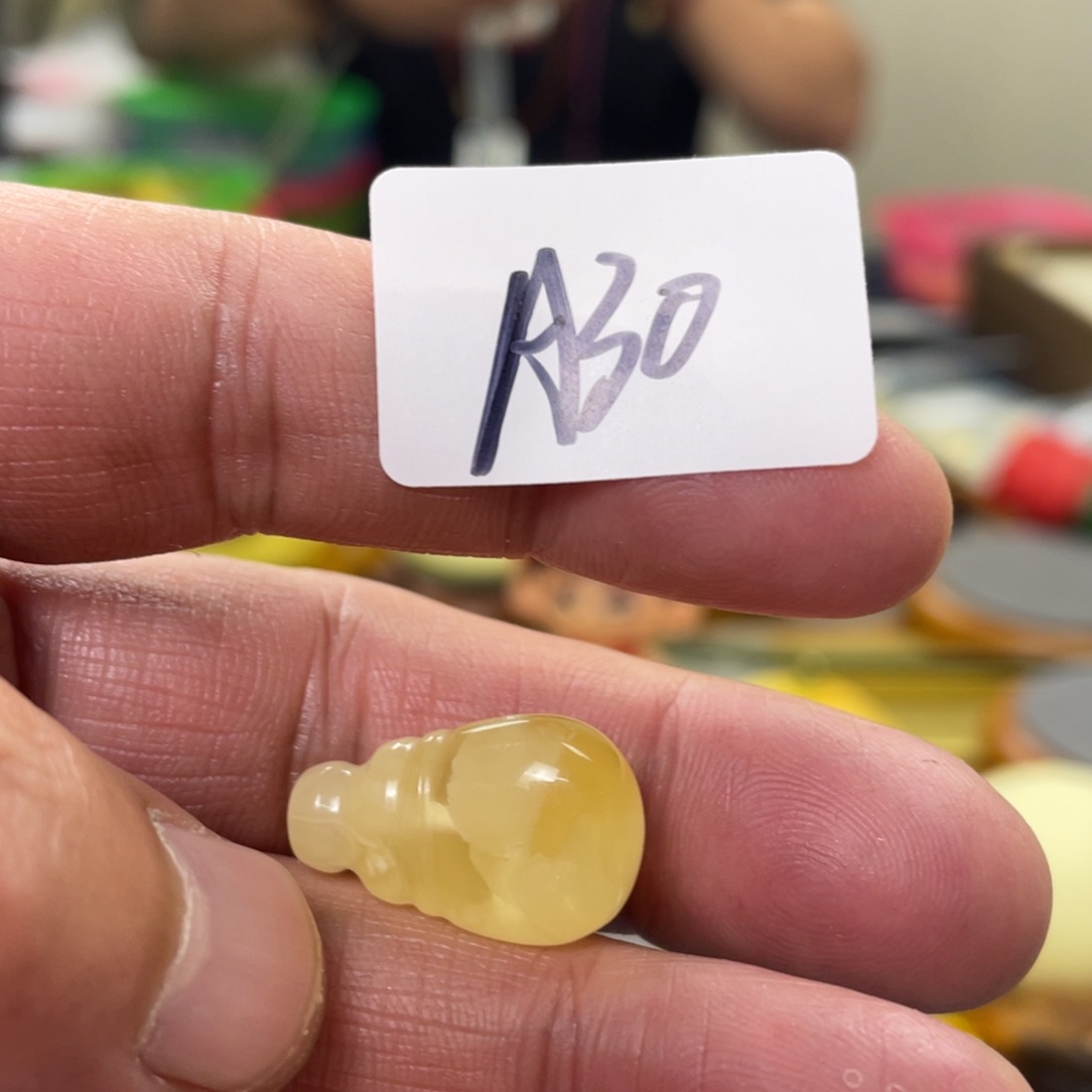 手链琥珀未镶嵌多样性发，发其中一件