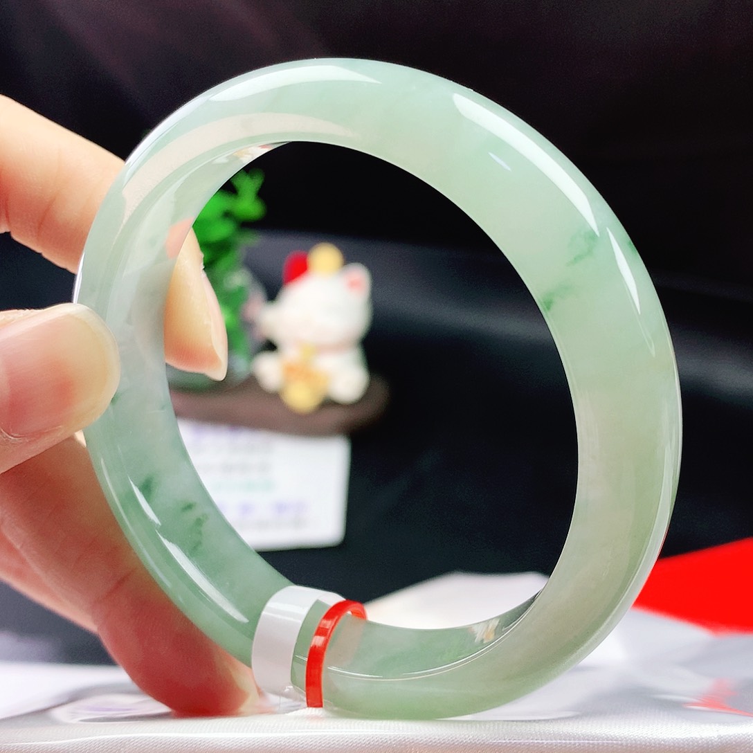 未镶嵌手镯翡翠57圈