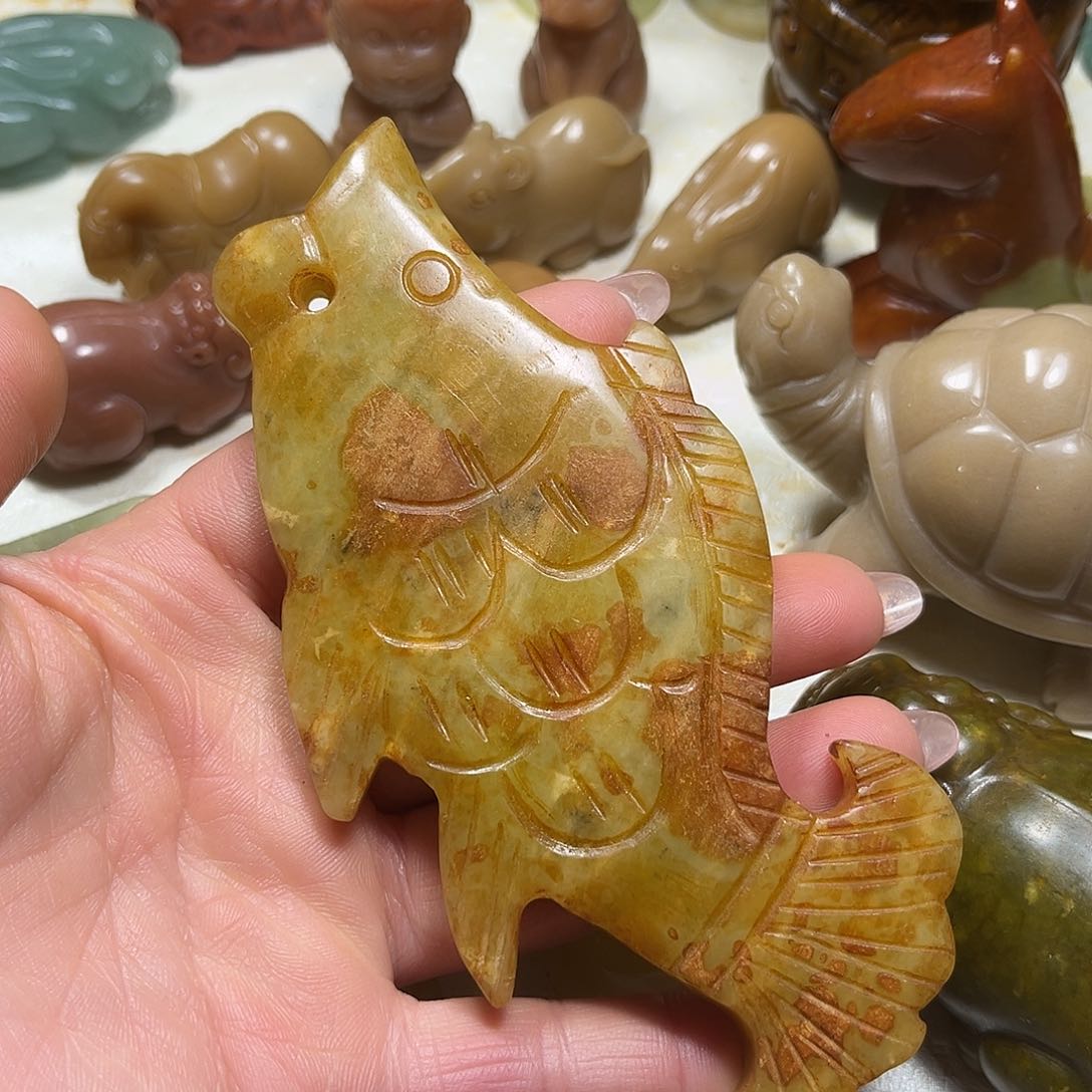 白玉菩提吊坠白玉菩提吊坠