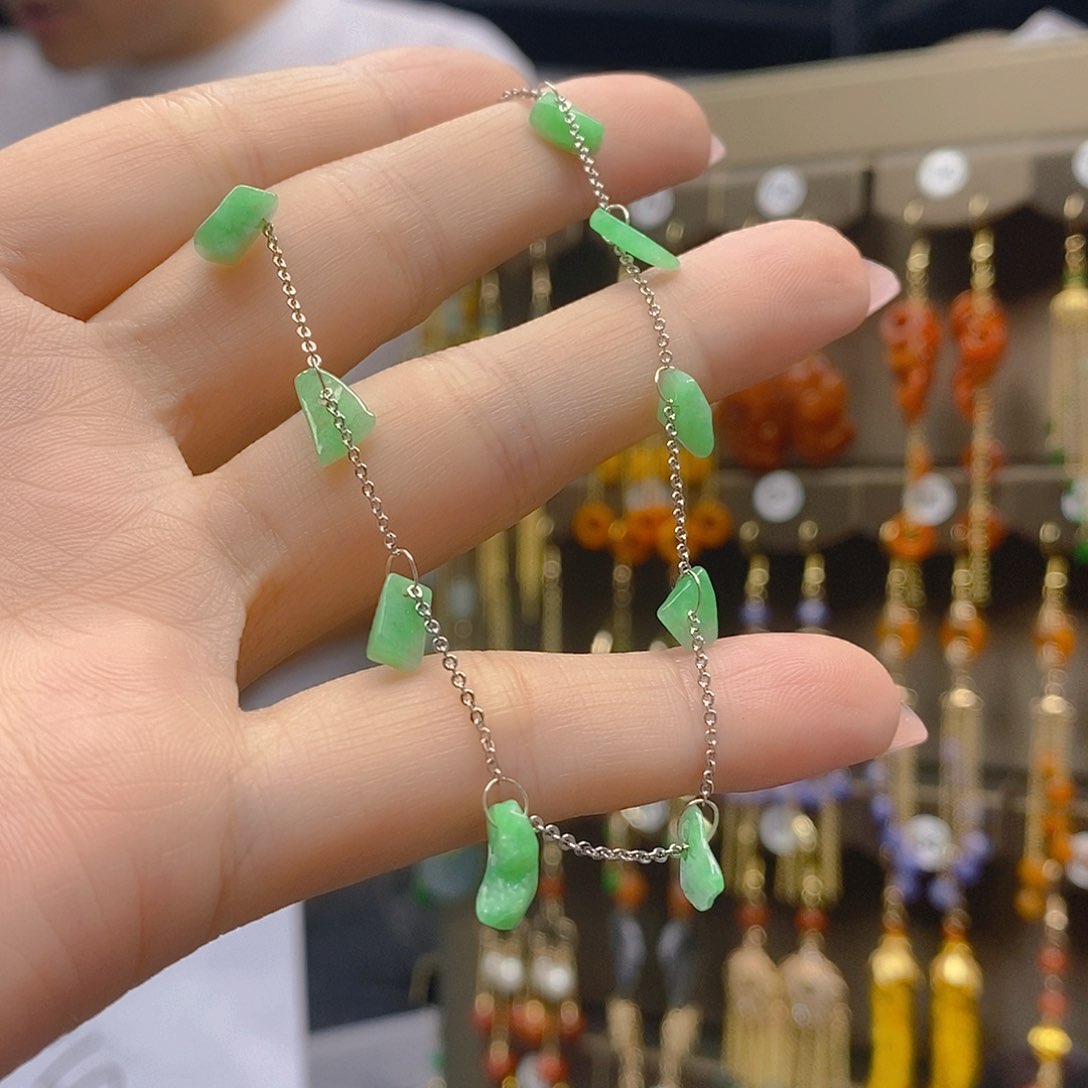 翡翠合金耳饰翡翠