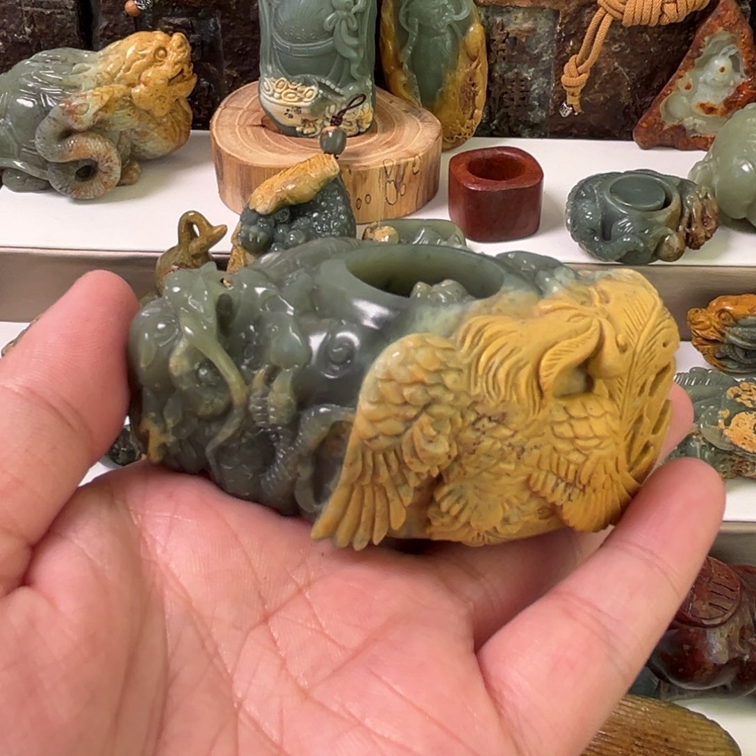 Y***2岫岩河磨玉（透闪石质玉）未镶嵌把件