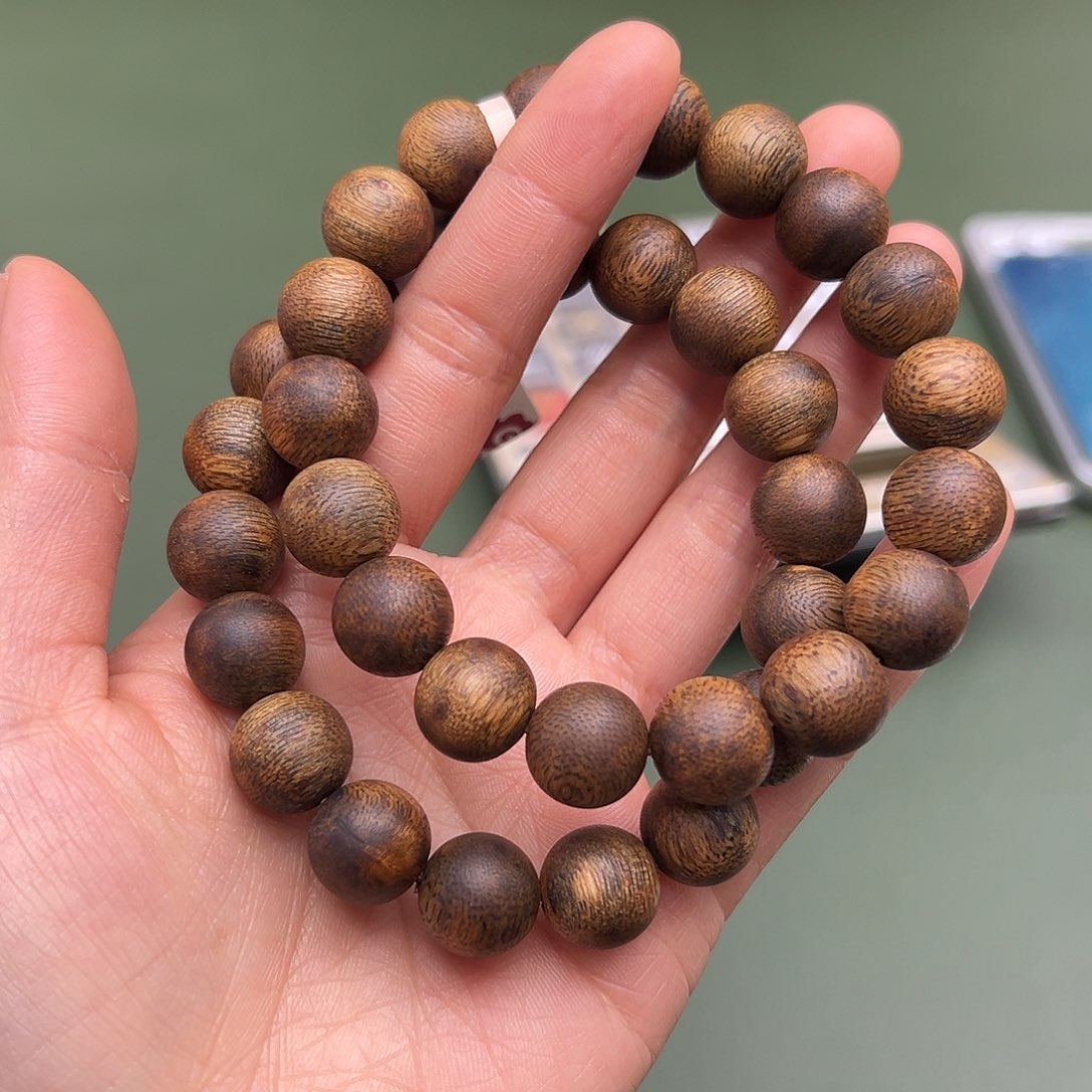 沉香手串乌身12克1.2多样性发一条