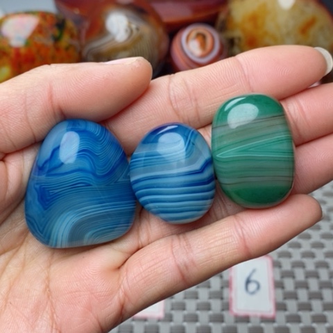 未镶嵌玛瑙/玉髓珠宝奇石品**雨打孔不退不换