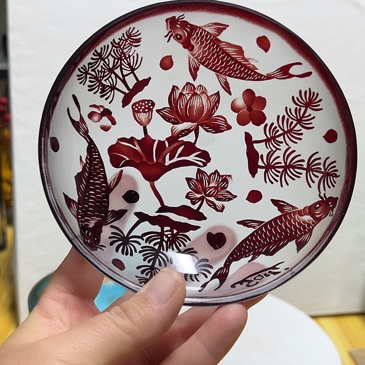 红色雕刻荷塘月色花器高3口13