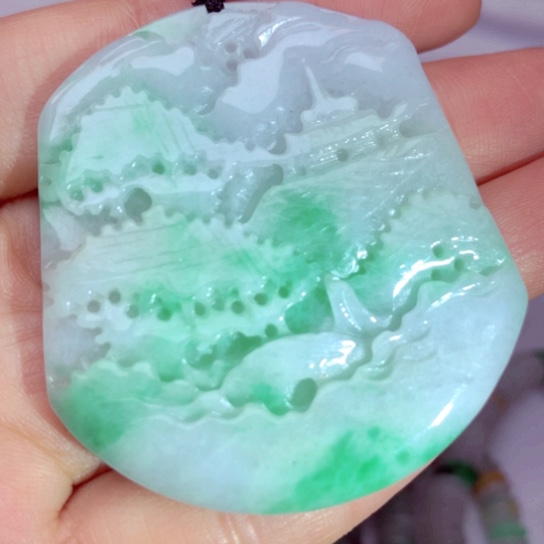 翡翠吊坠(不含链)未镶嵌