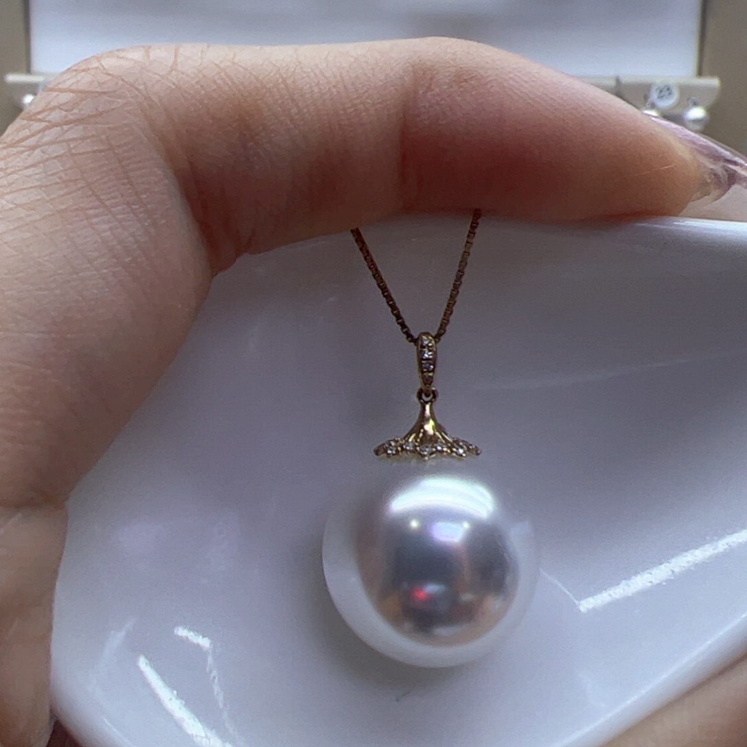 淡水珍珠吊坠(赠链)18K金镶嵌