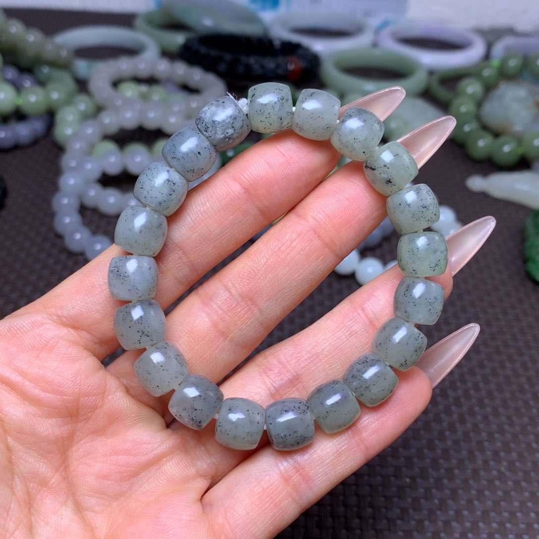 未镶嵌手串和田玉卡10